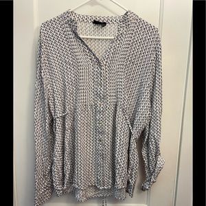 Perch by Blue Pepper white and navy patterned shirt. Size 3X